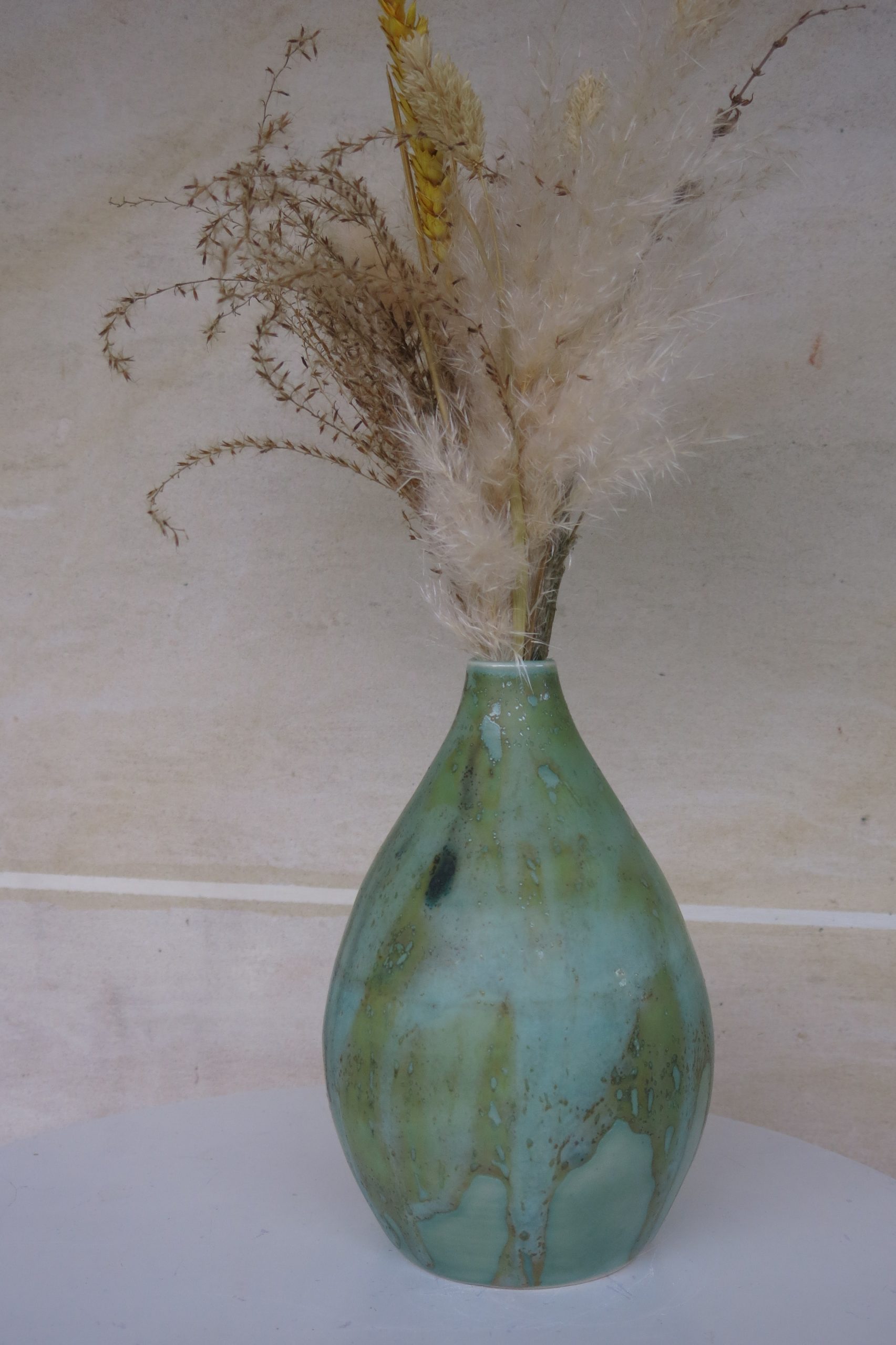 Vase-porcelaine-céladon-fleurs