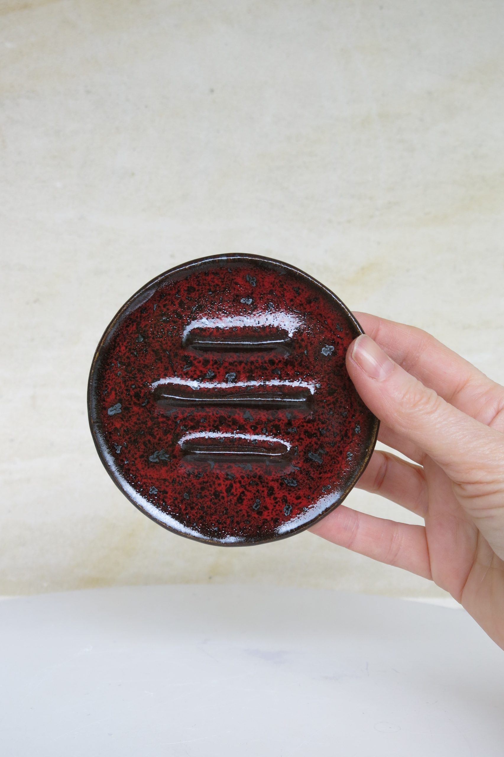 Porte-savon-Rouge-Main