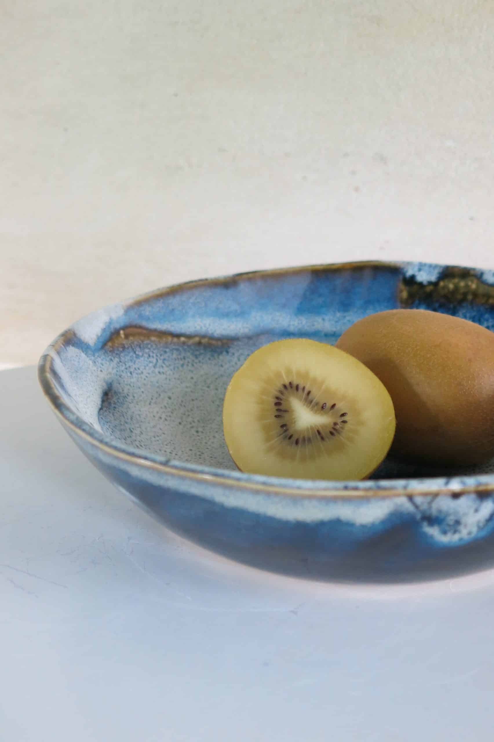 Assiette-creuse-Bleu-Kiwi