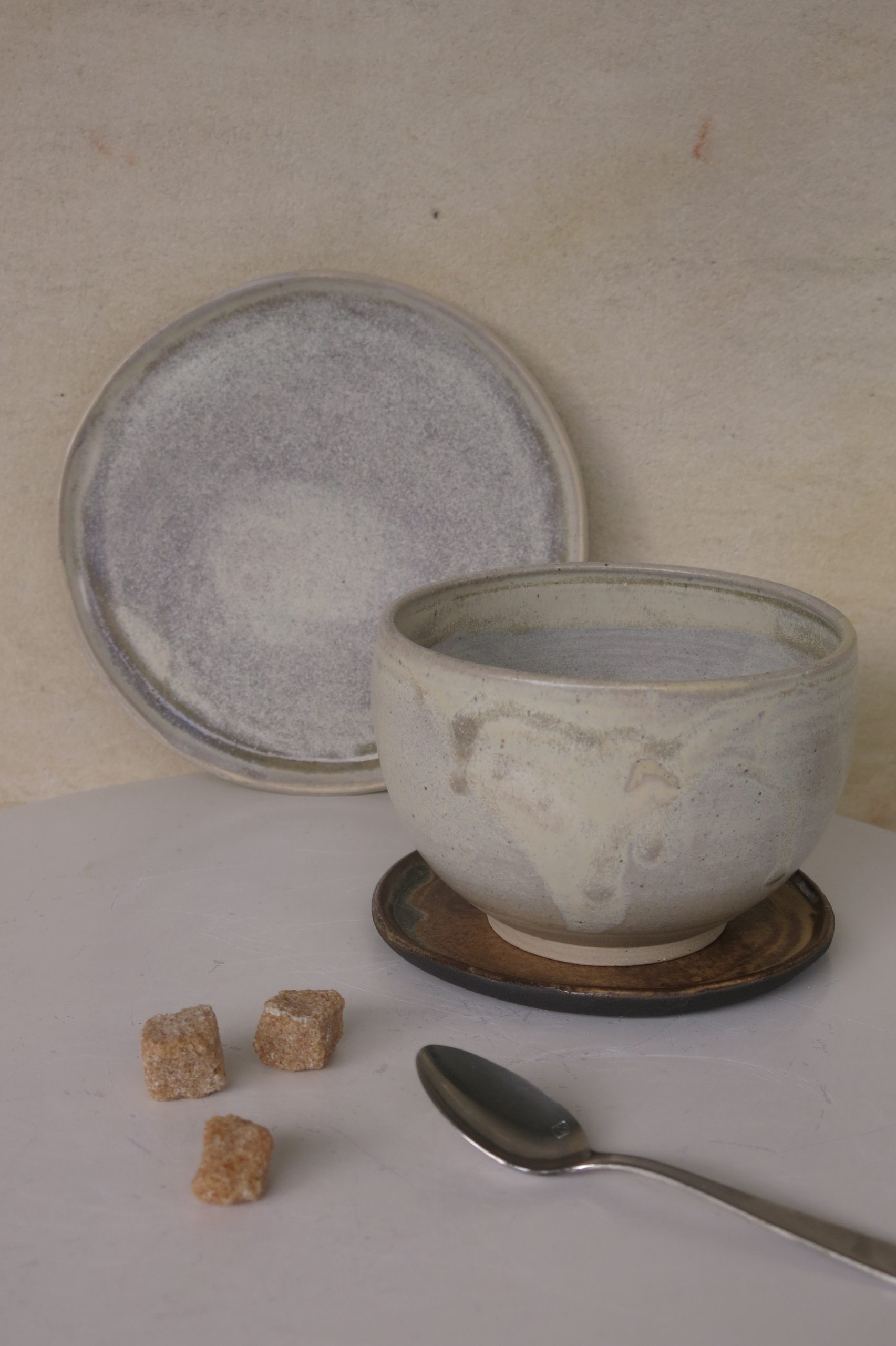 Petite-assiette-beige-Bol