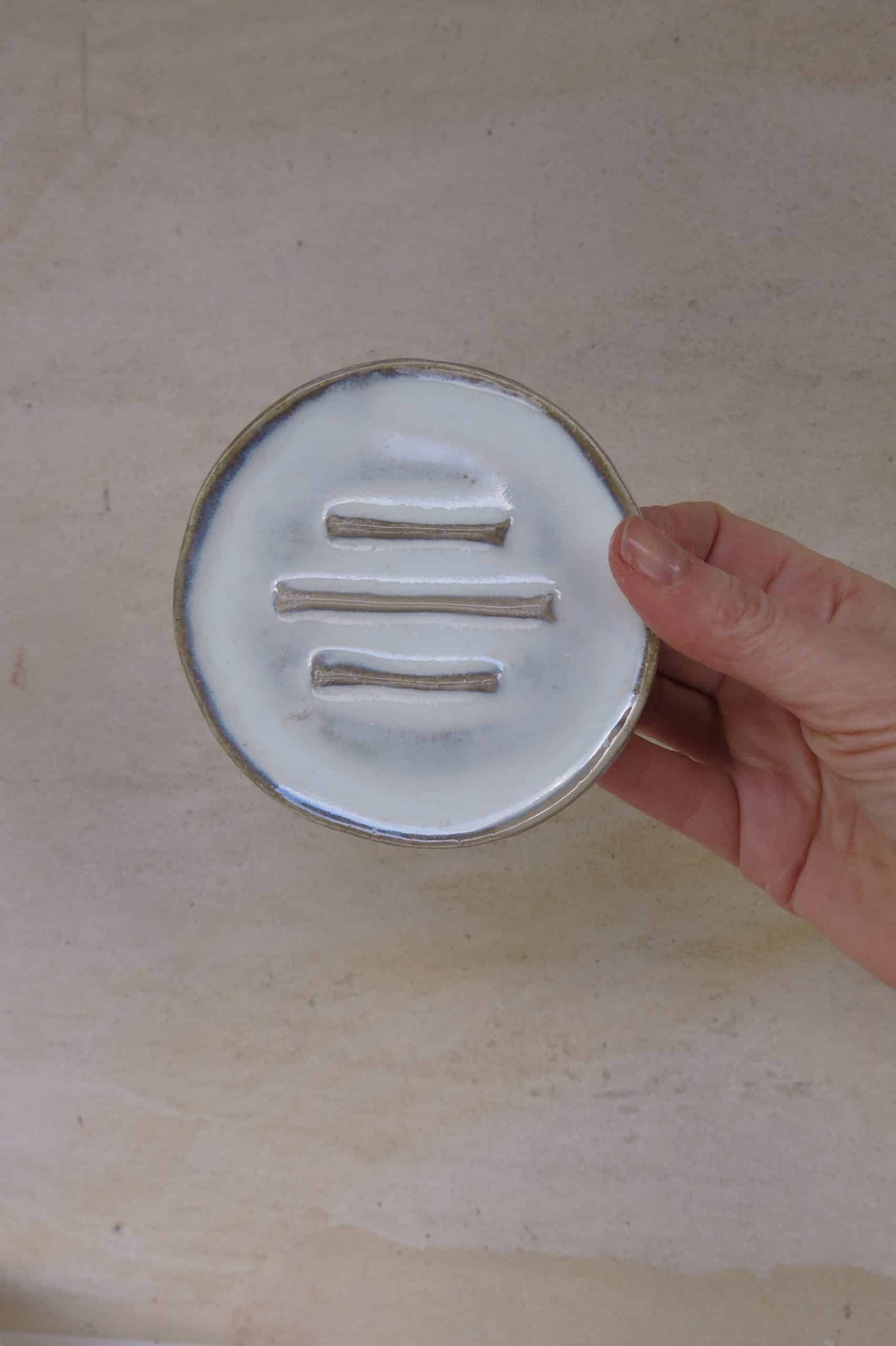 Porte-savonCreme-Main